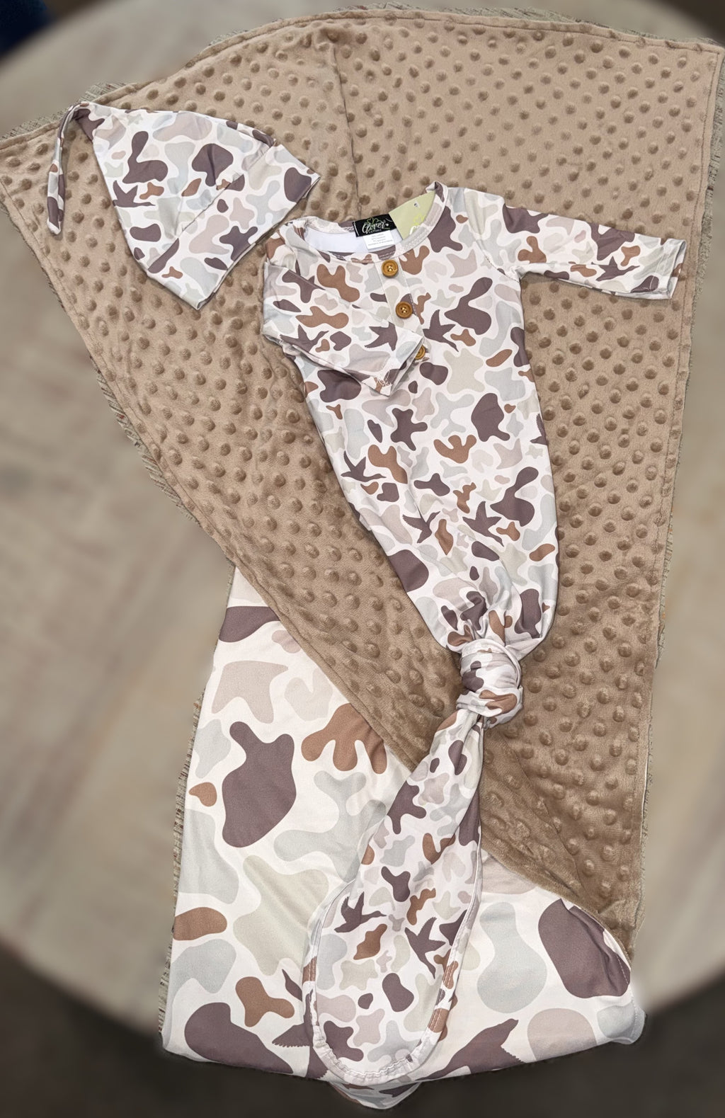 Muted Camo Knotted Gown and Blanket Set
