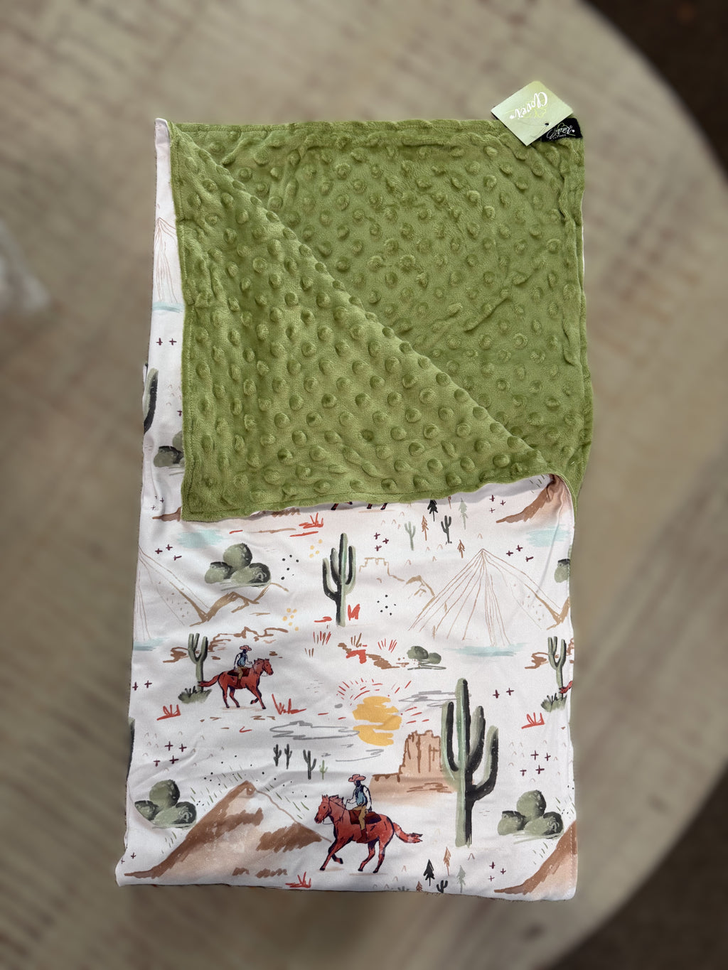 Sundance Canyon Knotted Gown and Blanket Set