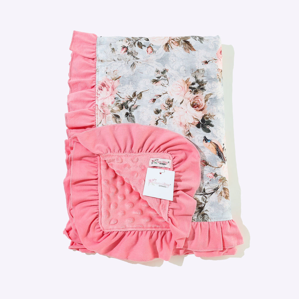 Greyscale Rose Gown and Blanket Set